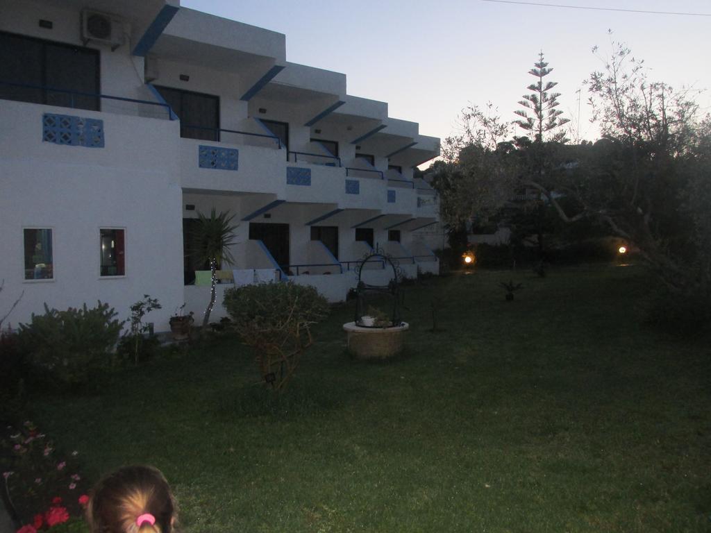 Eleni'S Apartments Афанду Номер фото